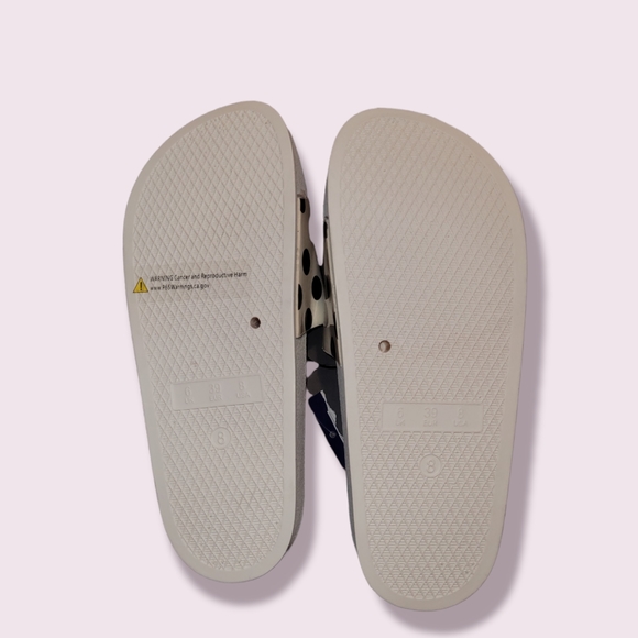 Betty Boop White Slides Women's size 8 NWT - Picture 3 of 5